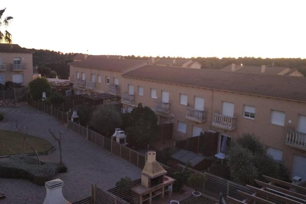 Fantastica Casa Con Piscina Y Playa ,Torredembarra-Tarragona Villa Pobla de Montornés Eksteriør bilde