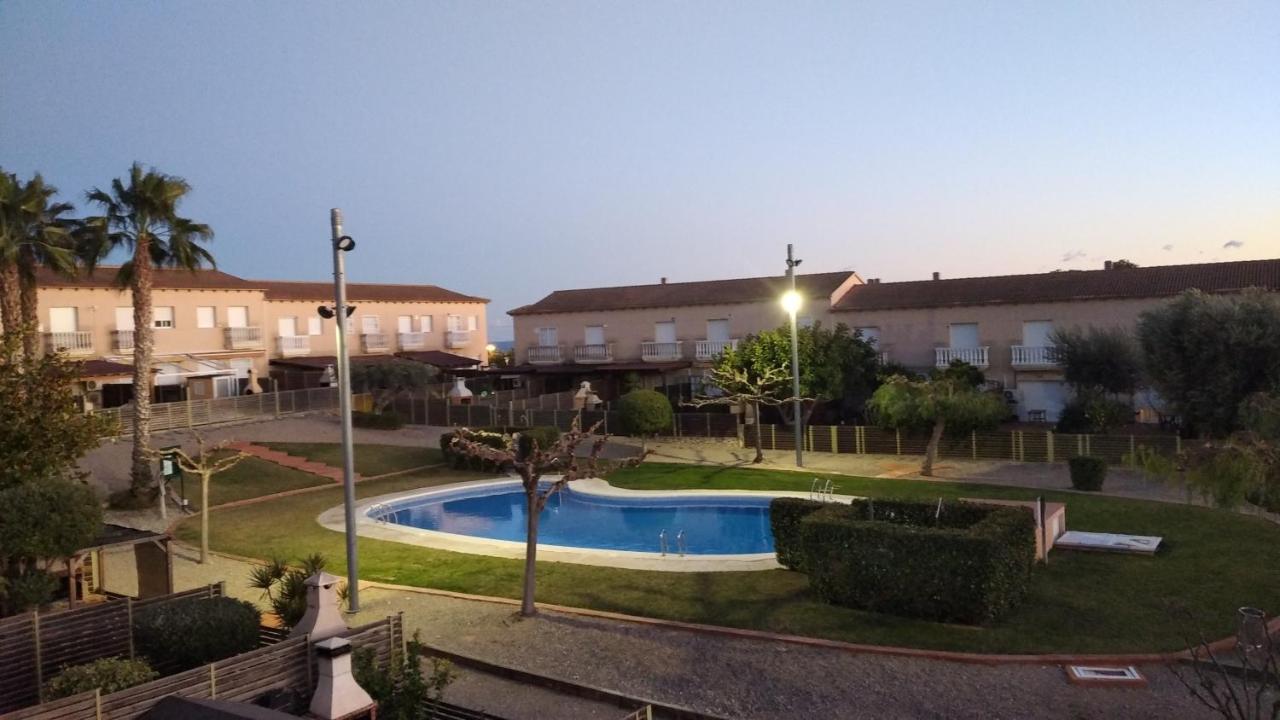 Fantastica Casa Con Piscina Y Playa ,Torredembarra-Tarragona Villa Pobla de Montornés Eksteriør bilde